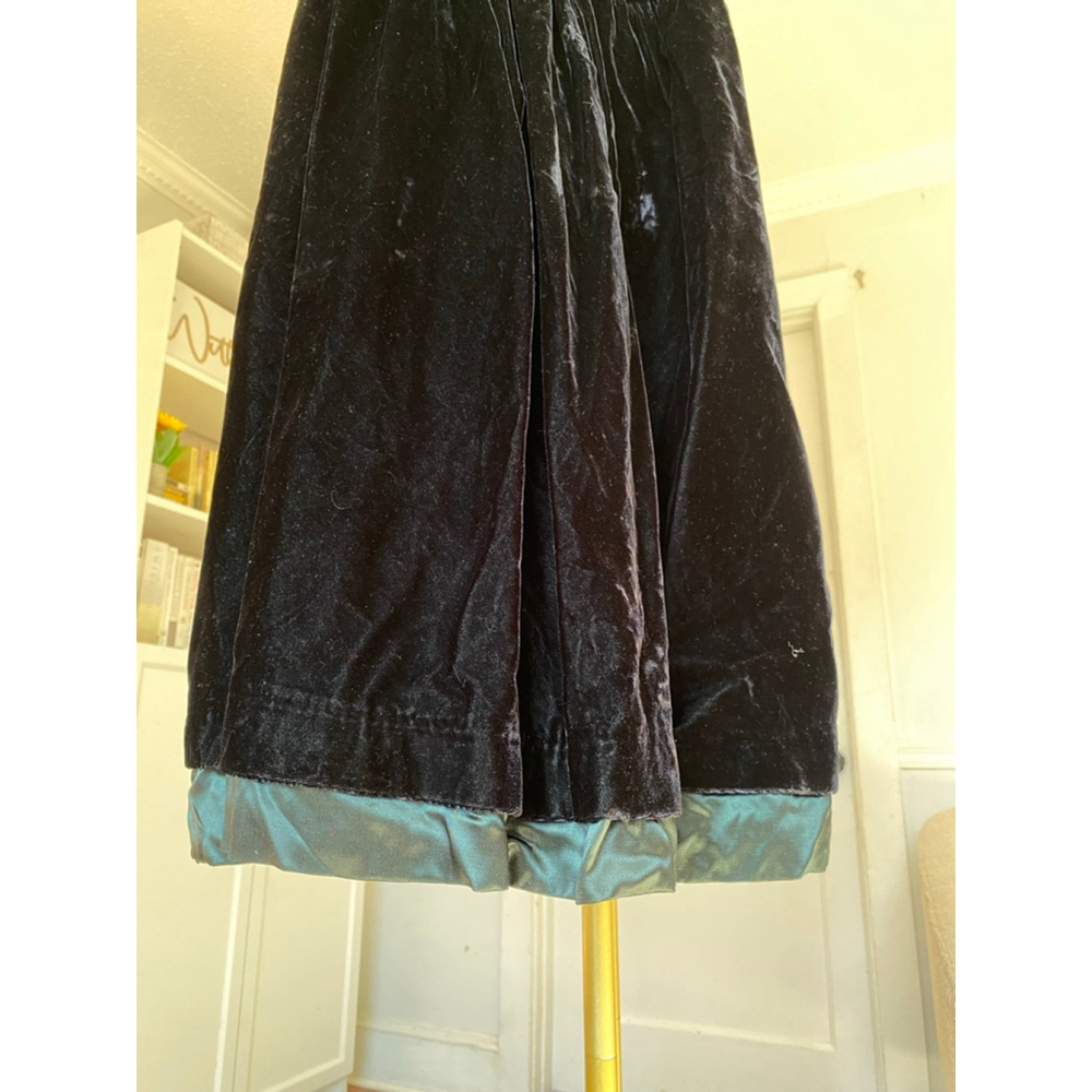 Y O U Babes Vintage Velvet Dress Girls Castlecore Formal Winter Wedding Heirloom - Picture 4 of 9